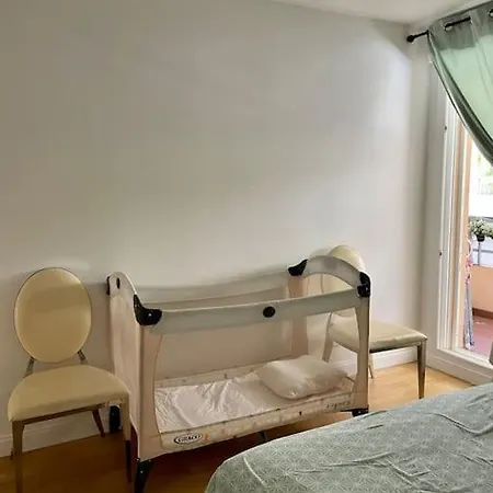 Apartman Large Magnificent Terrace