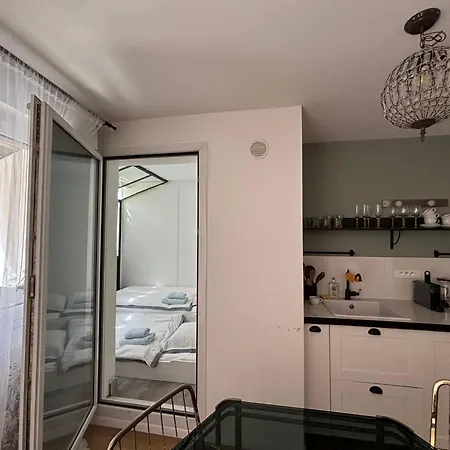 Lägenhet Large Magnificent Terrace