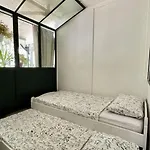 Large Magnificent Terrace 아파트