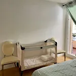 아파트 Large Magnificent Terrace